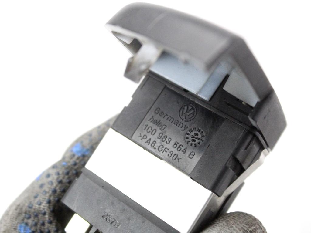 1C0963564B COMANDO REGOLAZIONE RISCALDAMENTO SEDILE ANTERIORE DESTRO VOLKSWAGEN NEW BEETLE 1.9 D 66KW 5M 3P (2002) RICAMBIO USATO