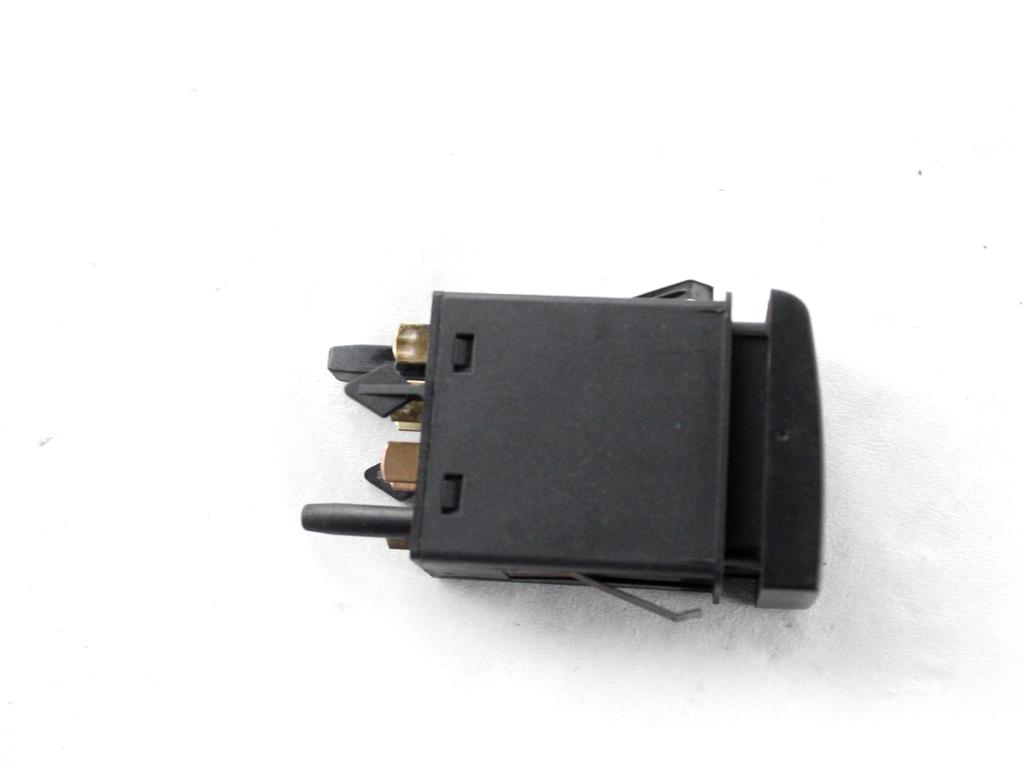 1C0959621 COMANDO INTERRUTTORE LUNOTTO TERMICO VOLKSWAGEN NEW BEETLE 1.9 D 66KW 5M 3P (2002) RICAMBIO USATO