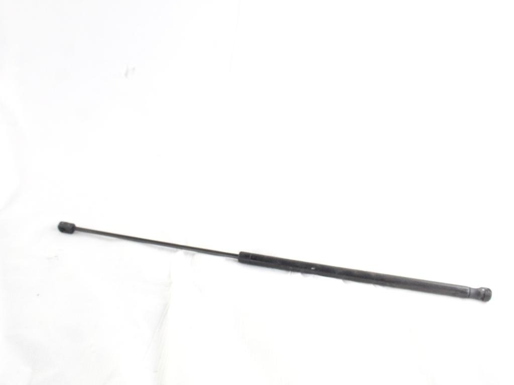 1C0823359E PISTONCINO ASTA AMMORTIZZANTE COFANO ANTERIORE VOLKSWAGEN NEW BEETLE 1.9 D 66KW 5M 3P (2002) RICAMBIO USATO