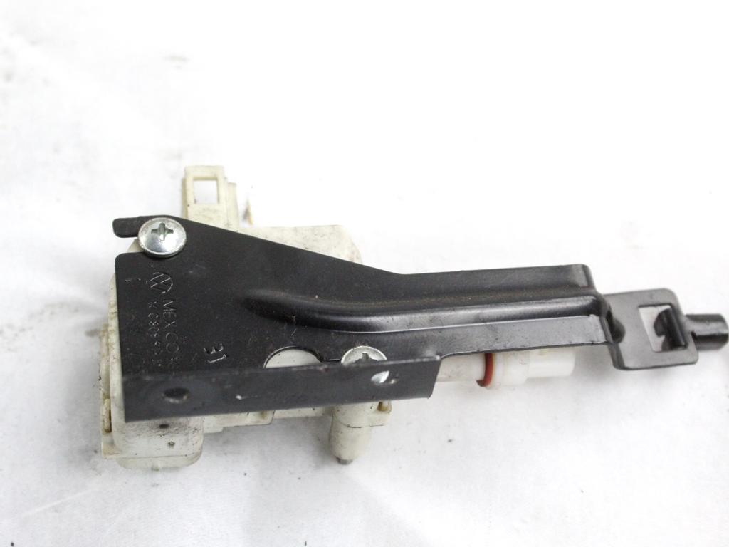 1C0810773 MOTORINO APERTURA CHIUSURA SPORTELLO CARBURANTE VOLKSWAGEN NEW BEETLE 1.9 D 66KW 5M 3P (2002) RICAMBIO USATO