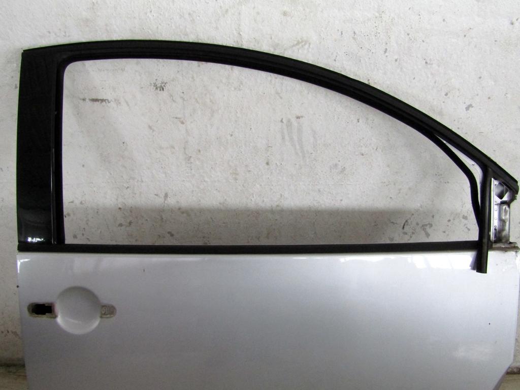 1C0831052N PORTA ANTERIORE DESTRA PASSEGGERO VOLKSWAGEN NEW BEETLE 1.9 D 66KW 5M 3P (2002) RICAMBIO USATO