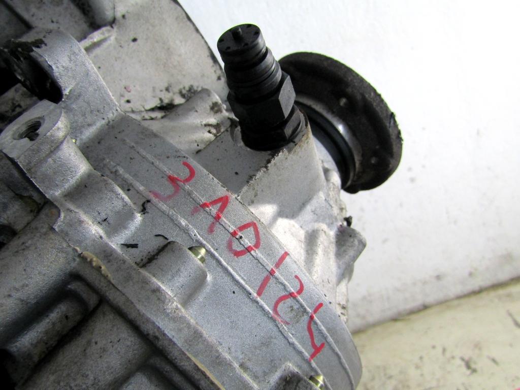 02J300047MX CAMBIO MECCANICO VOLKSWAGEN NEW BEETLE 1.9 D 66KW 5M 3P (2002) RICAMBIO USATO 03J301107C