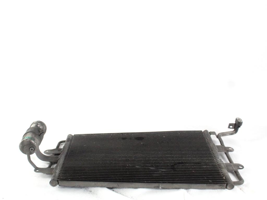 1C0820413G CONDENSATORE RADIATORE CLIMATIZZATORE CLIMA A/C VOLKSWAGEN NEW BEETLE 1.9 D 66KW 5M 3P (2002) RICAMBIO USATO