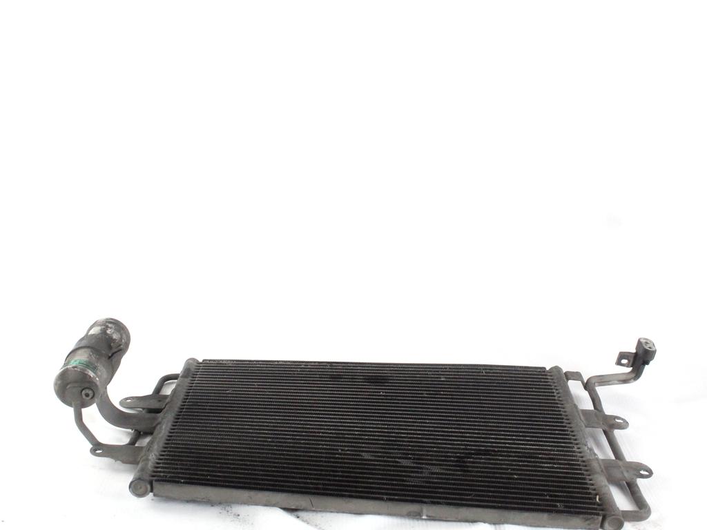 1C0820413G CONDENSATORE RADIATORE CLIMATIZZATORE CLIMA A/C VOLKSWAGEN NEW BEETLE 1.9 D 66KW 5M 3P (2002) RICAMBIO USATO