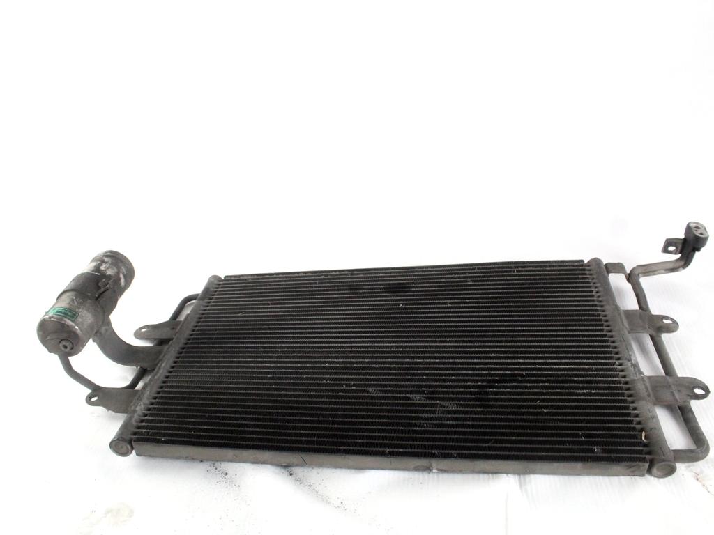 1C0820413G CONDENSATORE RADIATORE CLIMATIZZATORE CLIMA A/C VOLKSWAGEN NEW BEETLE 1.9 D 66KW 5M 3P (2002) RICAMBIO USATO