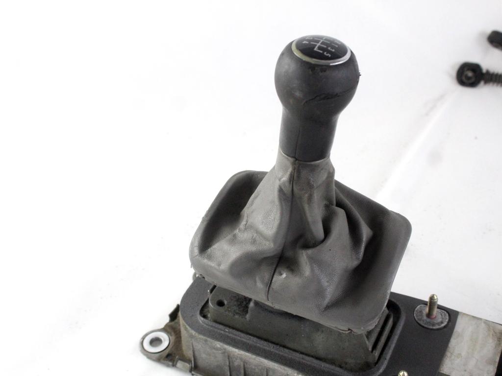 1J0711061C LEVA POMELLO CUFFIA CORDE CAMBIO MANUALE VOLKSWAGEN NEW BEETLE 1.9 D 66KW 5M 3P (2002) RICAMBIO USATO