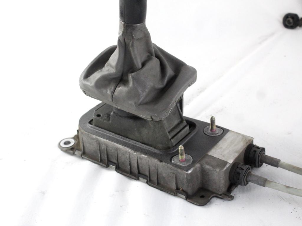 1J0711061C LEVA POMELLO CUFFIA CORDE CAMBIO MANUALE VOLKSWAGEN NEW BEETLE 1.9 D 66KW 5M 3P (2002) RICAMBIO USATO