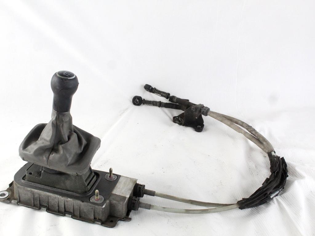 1J0711061C LEVA POMELLO CUFFIA CORDE CAMBIO MANUALE VOLKSWAGEN NEW BEETLE 1.9 D 66KW 5M 3P (2002) RICAMBIO USATO