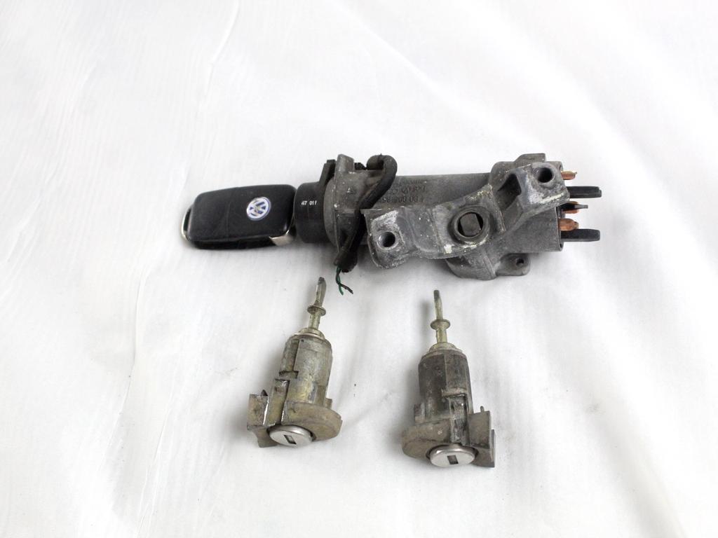 4B0905851C KIT BLOCCHETTI ACCENSIONE APERTURA CON CHIAVE VOLKSWAGEN NEW BEETLE 1.9 D 66KW 5M 3P (2002) RICAMBIO USATO