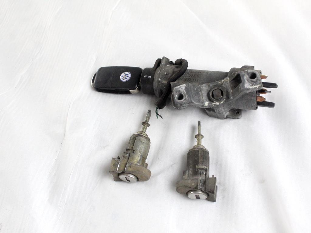 4B0905851C KIT BLOCCHETTI ACCENSIONE APERTURA CON CHIAVE VOLKSWAGEN NEW BEETLE 1.9 D 66KW 5M 3P (2002) RICAMBIO USATO