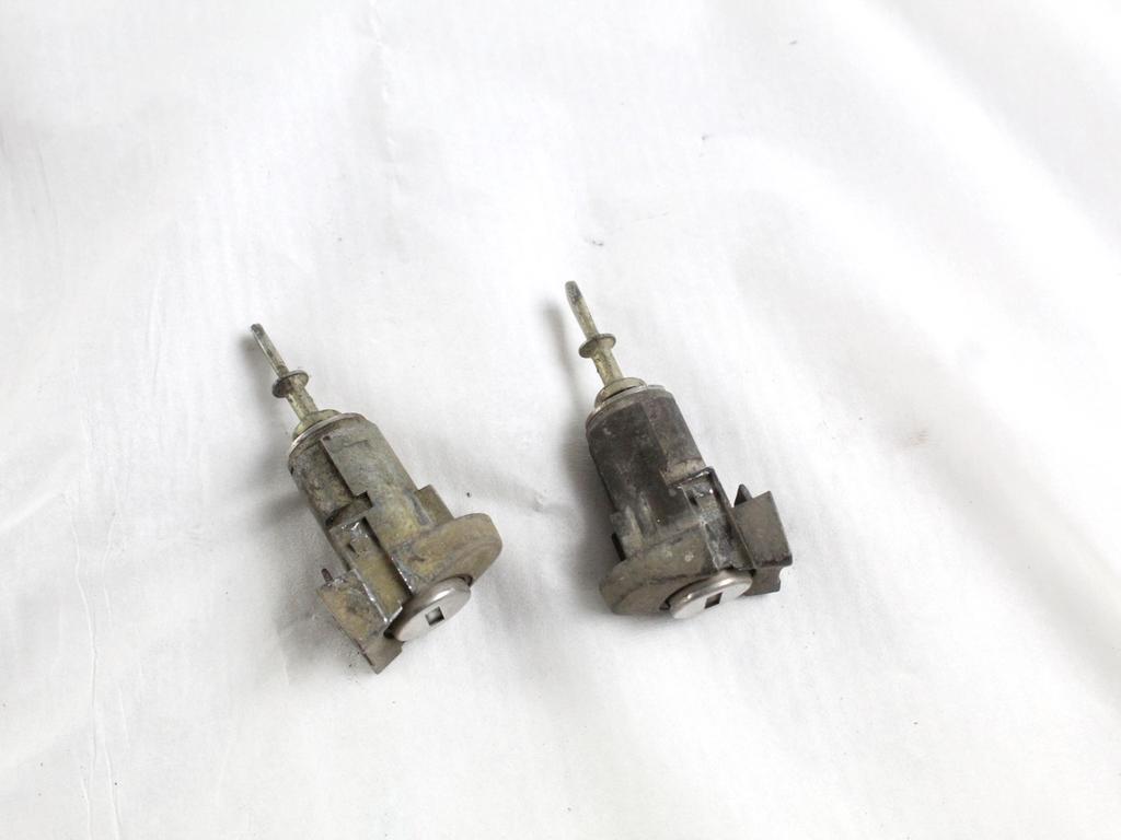 4B0905851C KIT BLOCCHETTI ACCENSIONE APERTURA CON CHIAVE VOLKSWAGEN NEW BEETLE 1.9 D 66KW 5M 3P (2002) RICAMBIO USATO