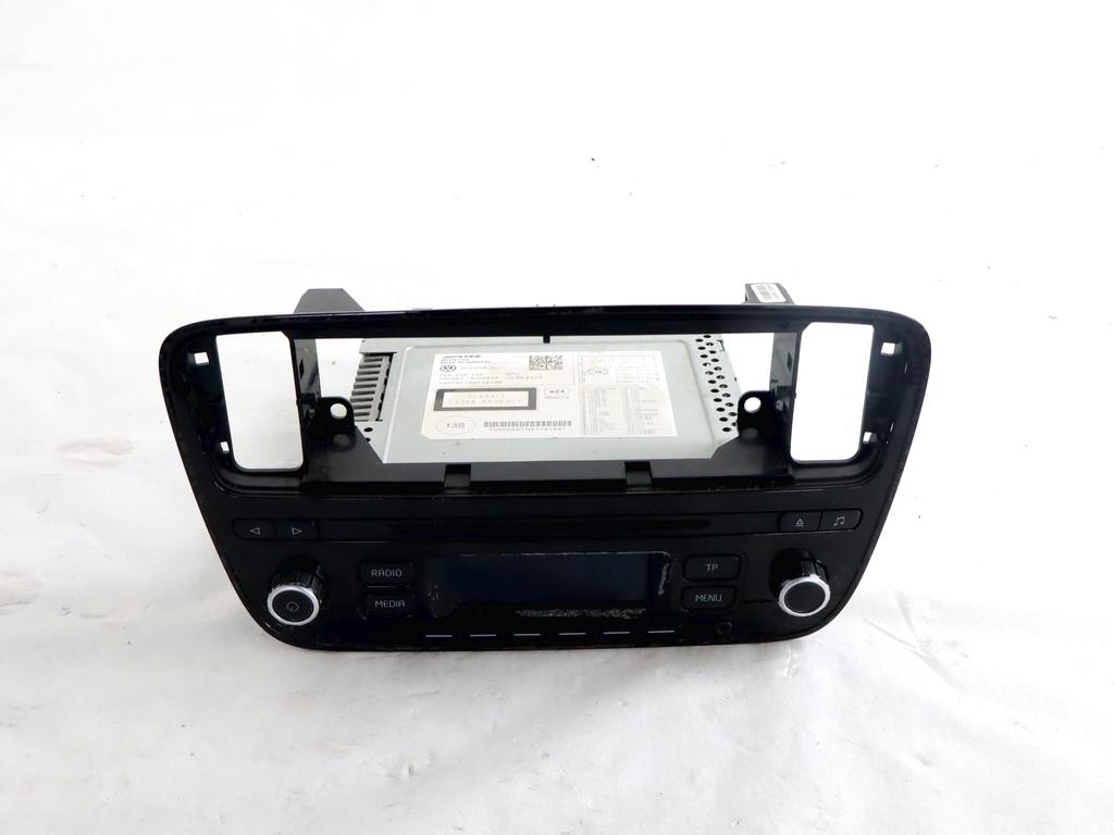 1S0035156 AUTORADIO VOLKSWAGEN UP 1.0 M 50KW 5M 5P (2013) RICAMBIO USATO (NON FORNIAMO CODICE AUTORADIO, MA SOLO NUMERO DI TELAIO VEICOLO)