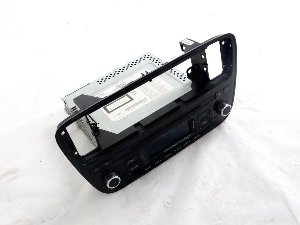 1S0035156 AUTORADIO VOLKSWAGEN UP 1.0 M 50KW 5M 5P (2013) RICAMBIO USATO (NON FORNIAMO CODICE AUTORADIO, MA SOLO NUMERO DI TELAIO VEICOLO)