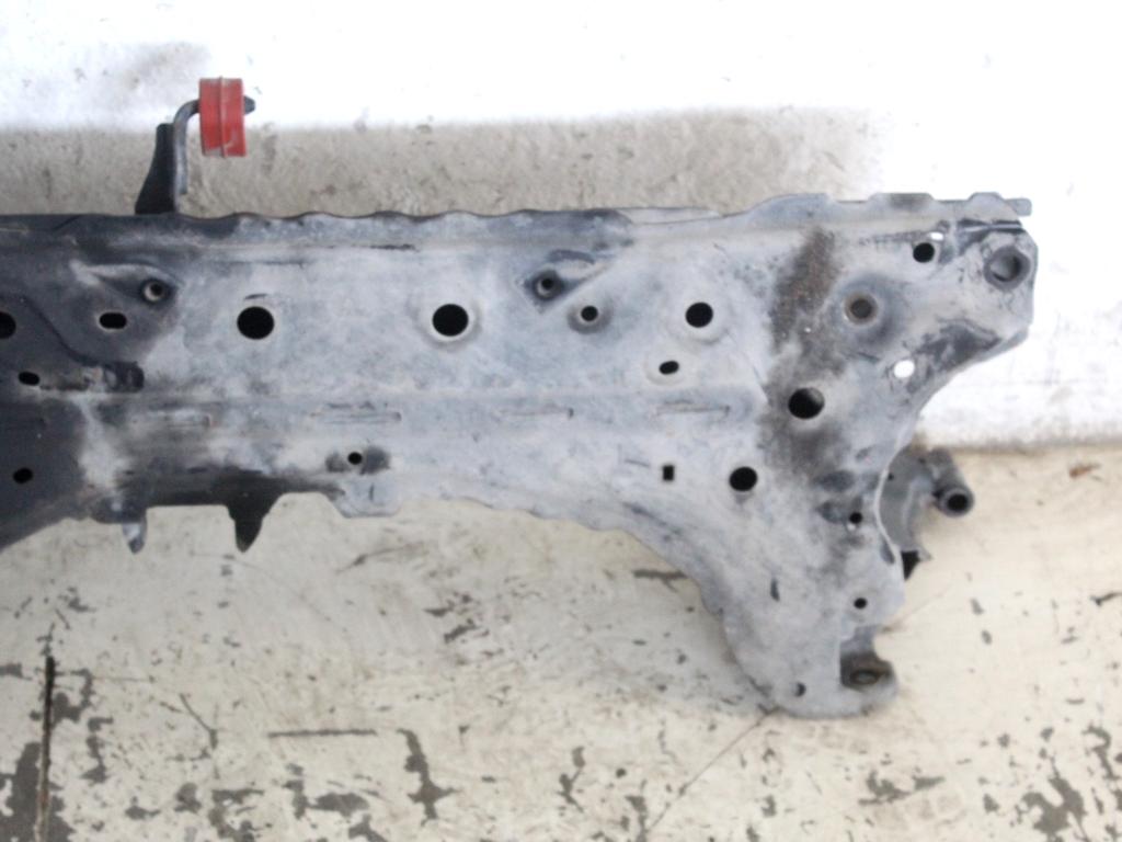 1758719 CULLA MOTORE ASSALE ANTERIORE FORD FIESTA 1.4 G 71KW 5M 3P (2009) RICAMBIO USATO