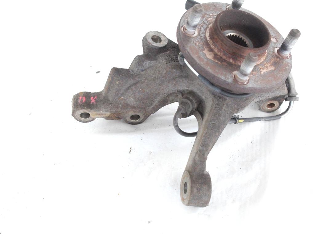 1544566 MONTANTE SOSPENSIONE ANTERIORE DESTRO MOZZO CUSCINETTO 1582282 1706849 FORD FIESTA 1.4 G 71KW 5M 3P (2009) RICAMBIO USATO