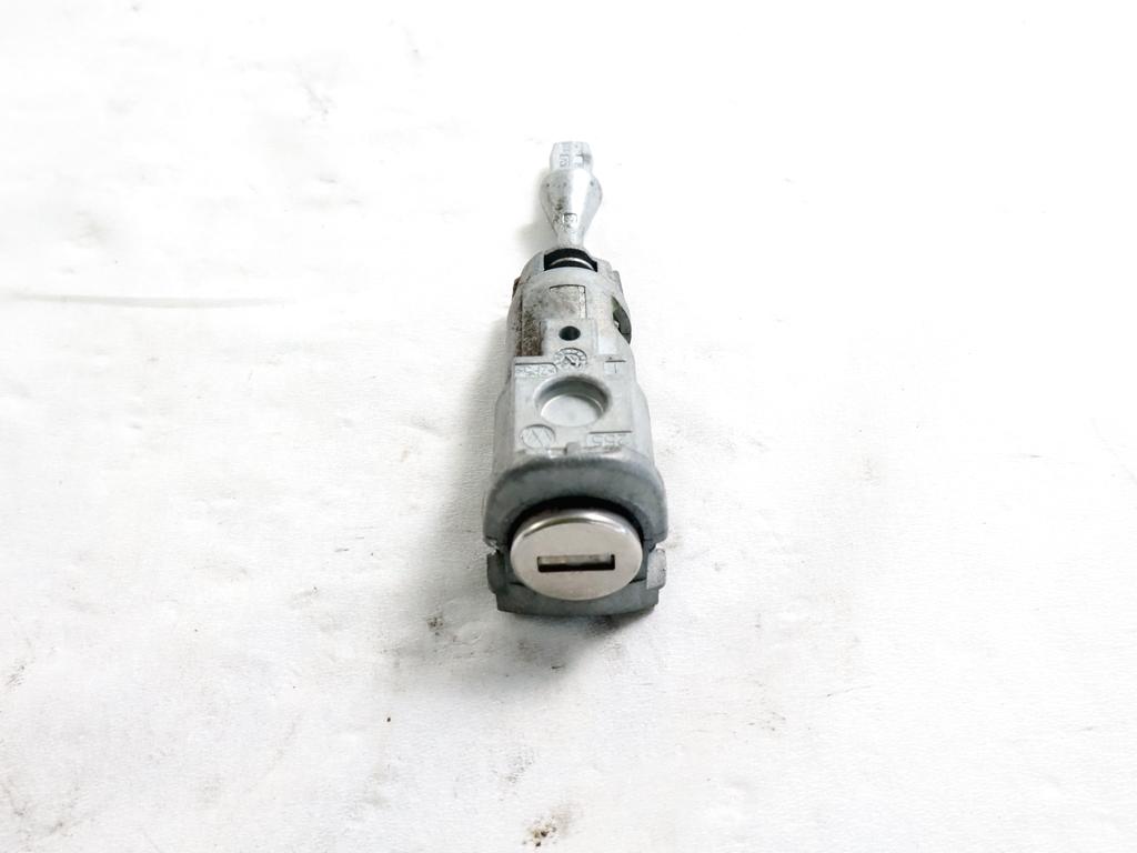 6R0905851B BLOCCHETTO ACCENSIONE AVVIAMENTO CON CHIAVE E SERRATURE VOLKSWAGEN UP 1.0 M 50KW 5M 5P (2013) RICAMBIO USATO