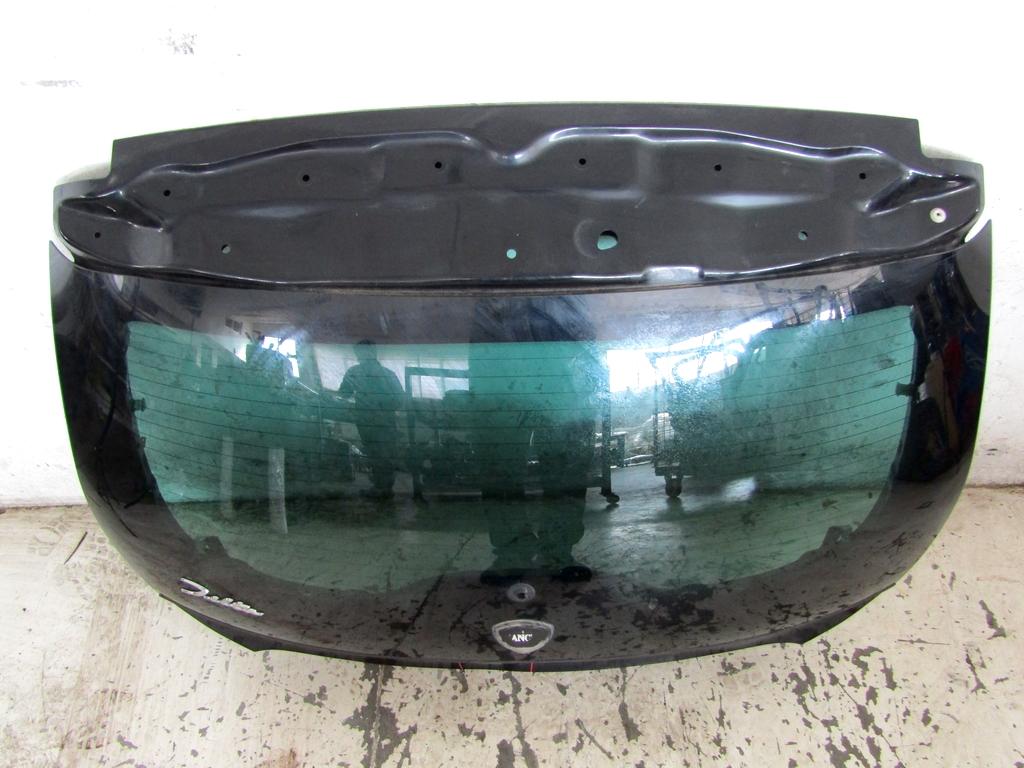 51808825 PORTELLONE COFANO POSTERIORE BAULE LANCIA DELTA 1.6 D 88KW 6M 5P (2011) RICAMBIO USATO AMMACCATO, CON LUNOTTO TERMICO