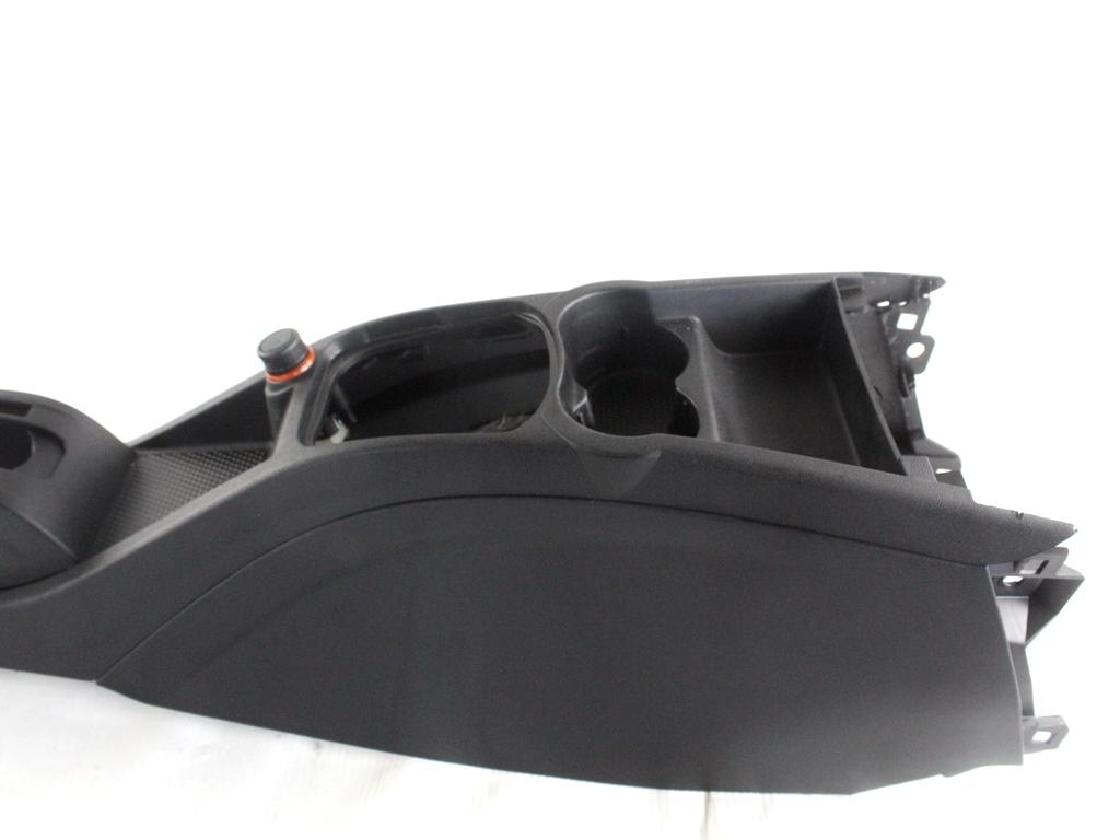 735410324 TUNNEL CENTRALE FIAT GRANDE PUNTO 1.2 B 48KW 5M 5P (2008) RICAMBIO USATO