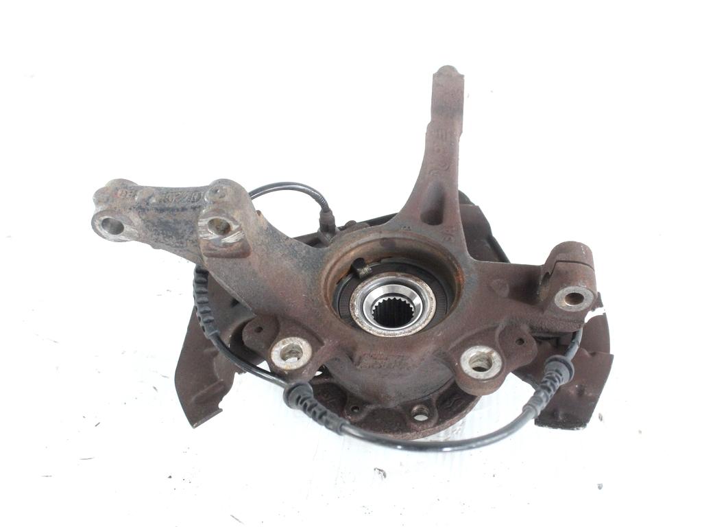 51776375 MONTANTE SOSPENSIONE ANTERIORE DESTRO MOZZO CUSCINETTO 71745046 51881462 FIAT GRANDE PUNTO 1.2 B 48KW 5M 5P (2008) RICAMBIO USATO