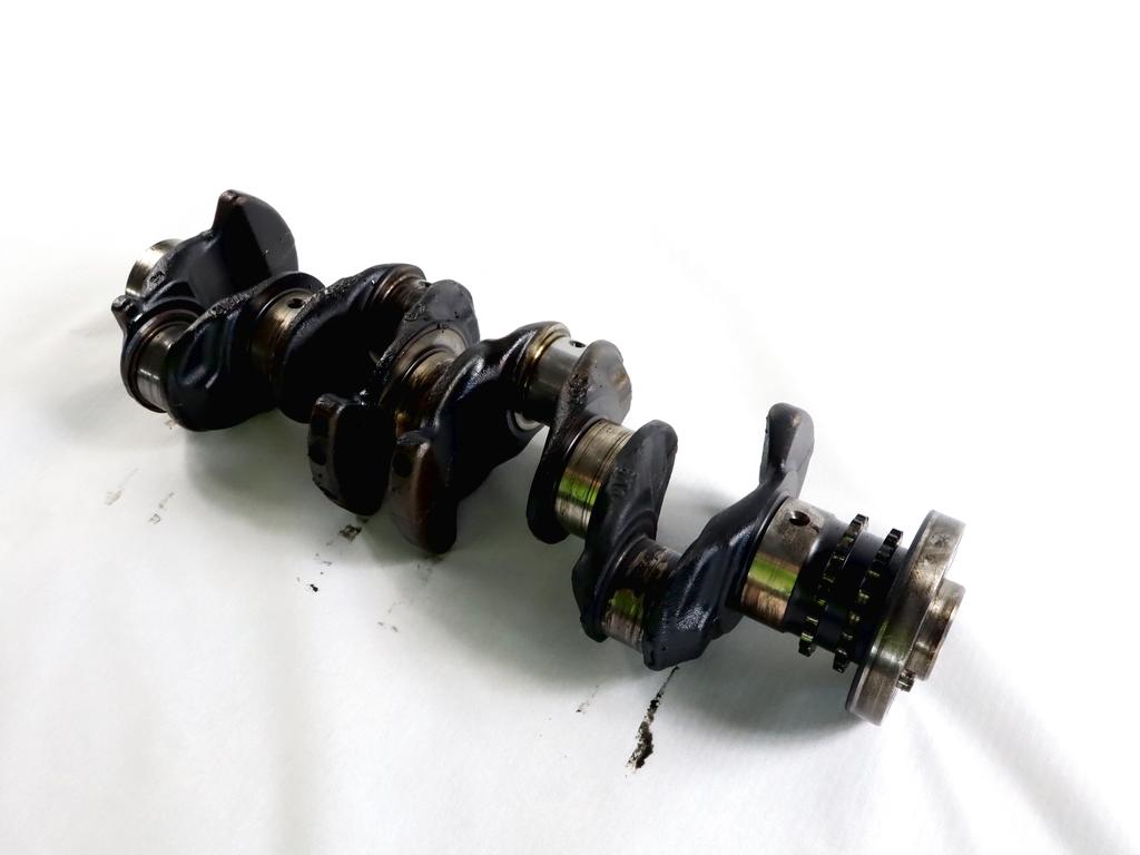 11212349963 ALBERO MOTORE MINI ONE D R56 1.6 D 66KW 6M 3P (2012) RICAMBIO USATO 11247812641