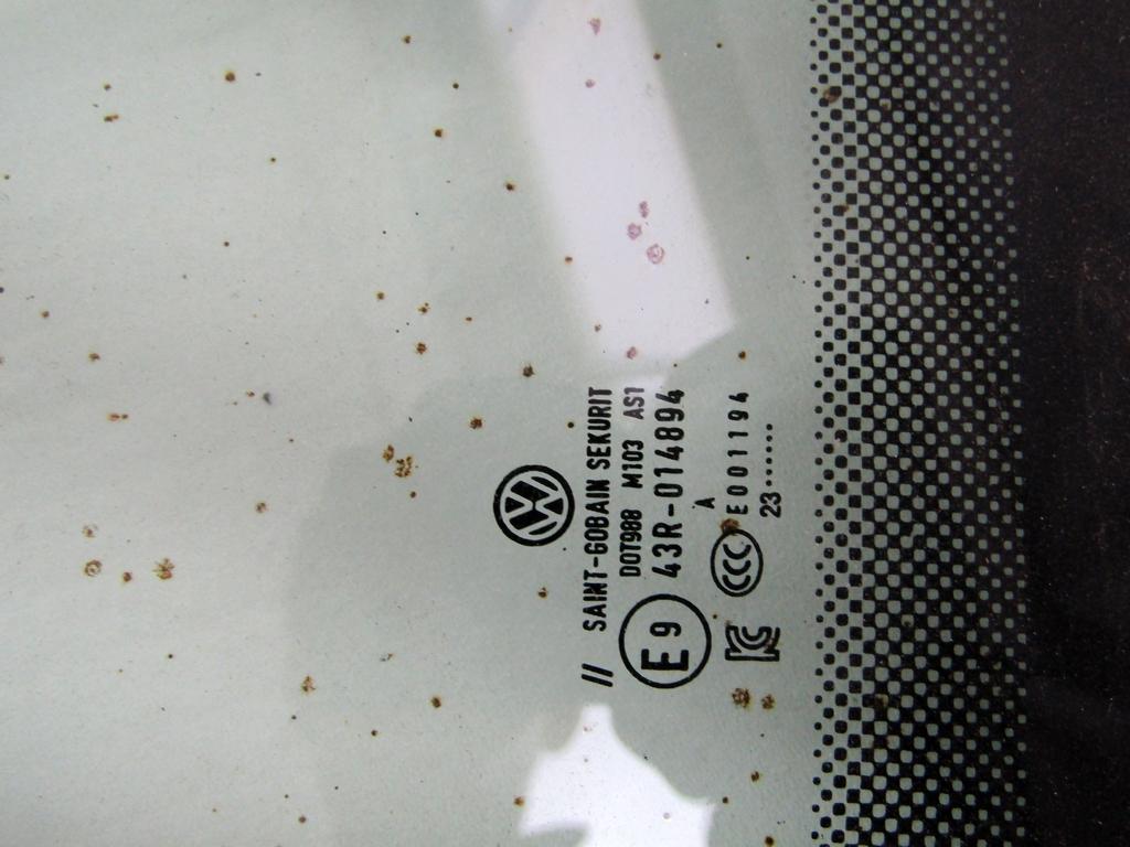 2GA845011AF PARABREZZA ANTERIORE VOLKSWAGEN T-ROC CABRIOLET 1.0 B 81KW 6M 5P (2021) RICAMBIO USATO