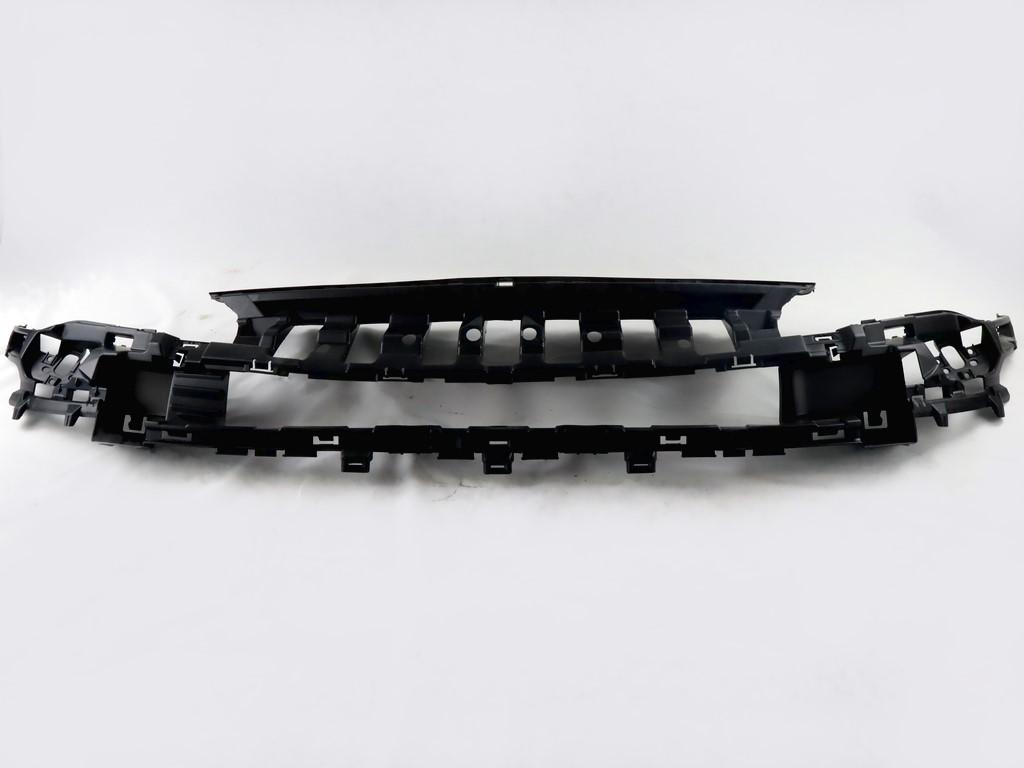 7416J5 SUPPORTO CENTRALE RIVESTIMENTO INTERNO PARAURTI ANTERIORE CITROEN BERLINGO 1.6 D 68KW 5M 5P (2008) RICAMBIO USATO 