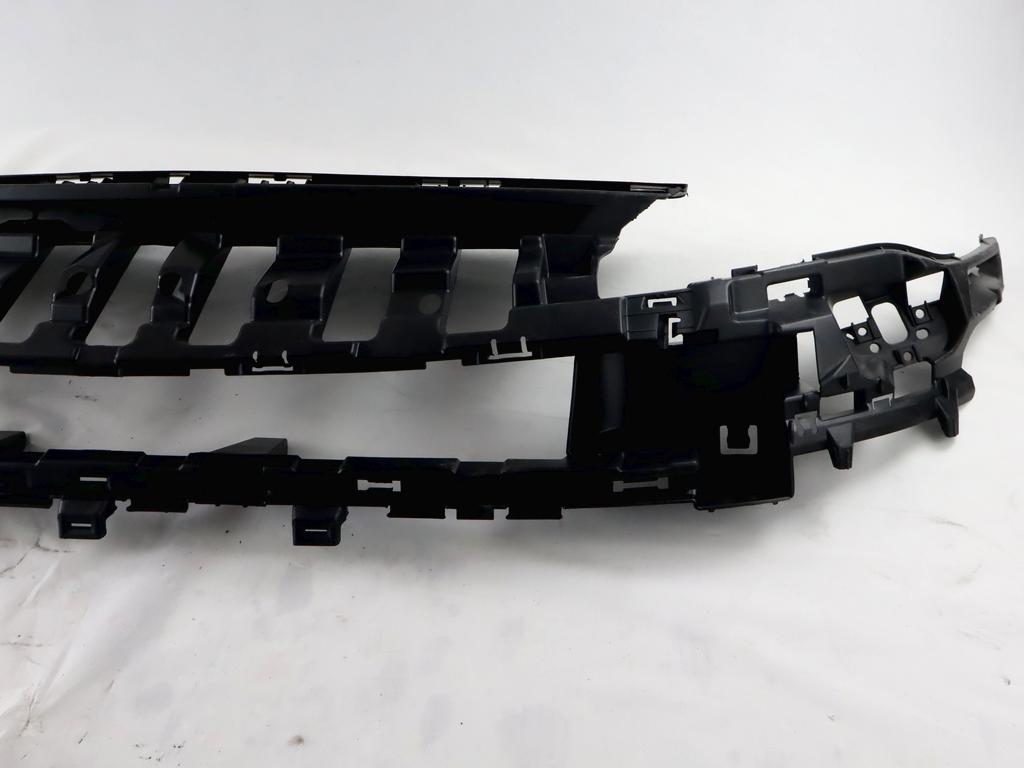 7416J5 SUPPORTO CENTRALE RIVESTIMENTO INTERNO PARAURTI ANTERIORE CITROEN BERLINGO 1.6 D 68KW 5M 5P (2008) RICAMBIO USATO 