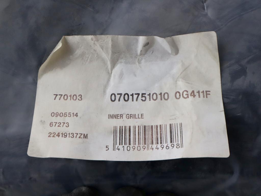7416J5 SUPPORTO CENTRALE RIVESTIMENTO INTERNO PARAURTI ANTERIORE CITROEN BERLINGO 1.6 D 68KW 5M 5P (2008) RICAMBIO USATO 