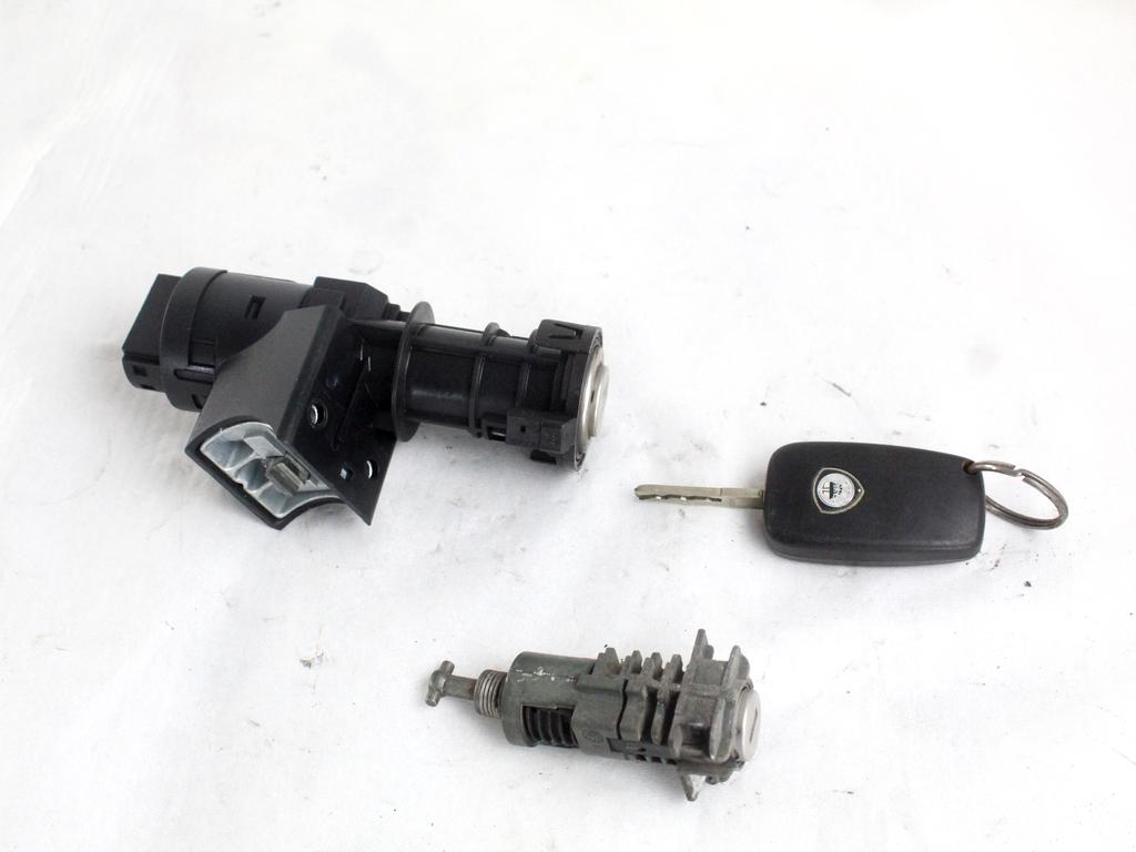 46760152 KIT BLOCCHETTI APERTURA E ACCENSIONE CON CHIAVE LANCIA MUSA 1.4 B 70KW 5M 5P (2005) RICAMBIO USATO