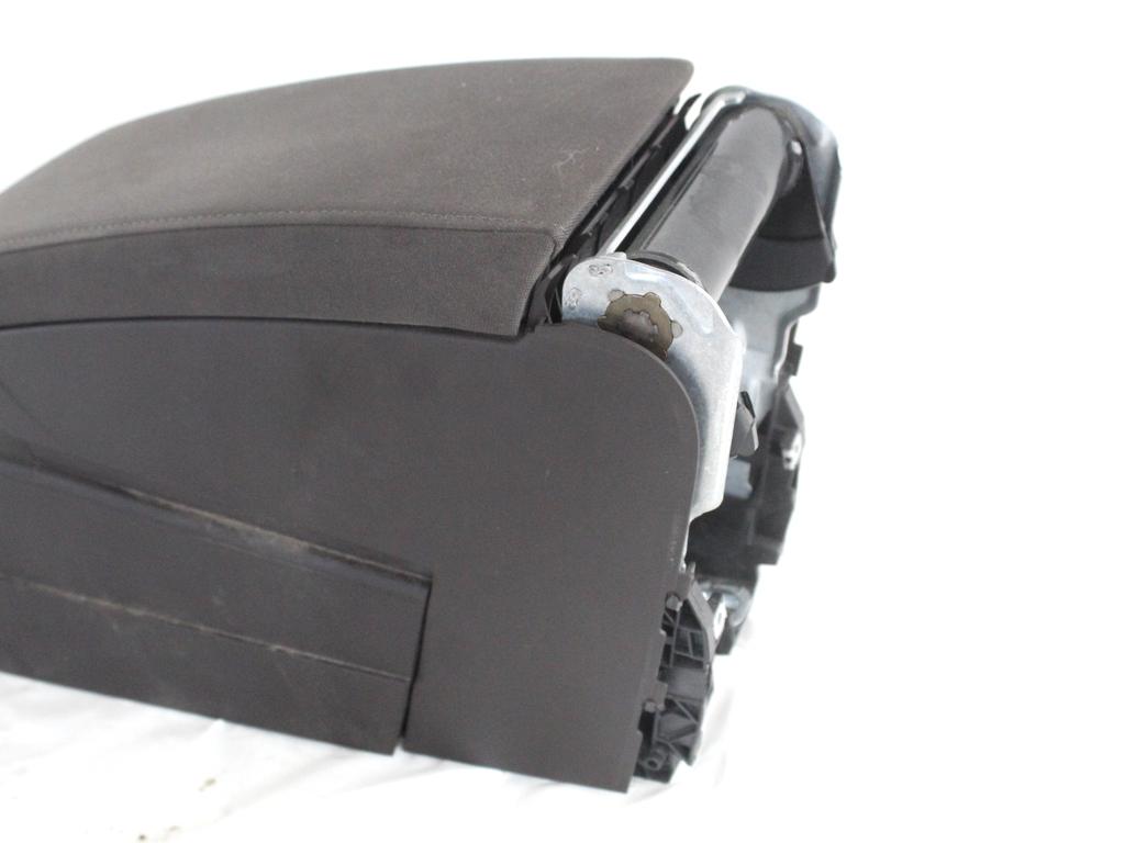 3AB8632431QB TUNNEL CENTRALE CON BRACCIOLO VOLKSWAGEN PASSAT SW 1.4 M 110KW AUT 5P (2013) RICAMBIO USATO
