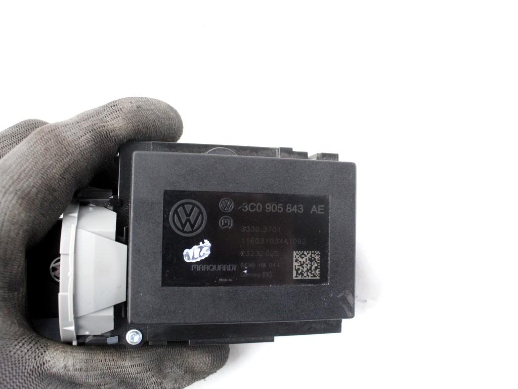 3C0905843AE KIT BLOCCHETTI ACCENSIONE APERTURA CON CHIAVE VOLKSWAGEN PASSAT SW 1.4 M 110KW AUT 5P (2013) RICAMBIO USATO