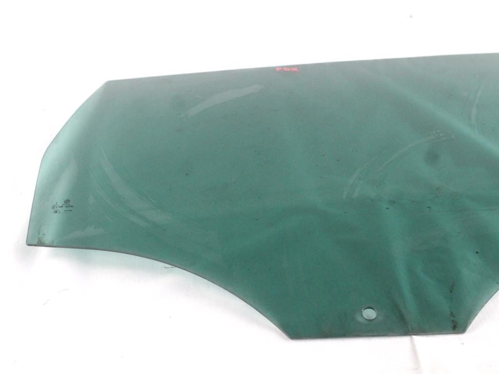 3AF845026A VETRO SCENDENTE PORTA POSTERIORE DESTRA OSCURATO VOLKSWAGEN PASSAT SW 1.4 M 110KW AUT 5P (2013) RICAMBIO USATO