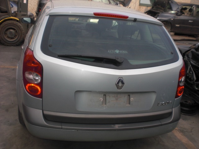 RENAULT LAGUNA SW 1.9 D 88KW 6M 5P (2003) RICAMBIO USATO 