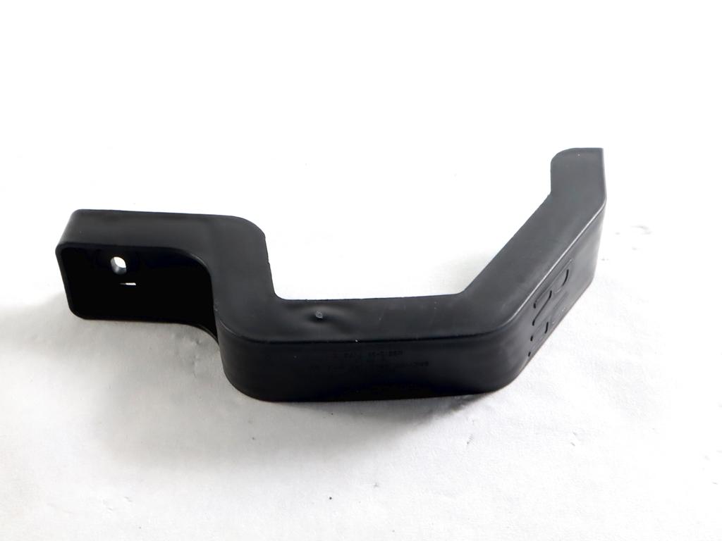 86681-C8000 STAFFA TRAVERSA PARAURTI POSTERIORE LATO DESTRO HYUNDAI I20 1.2 B 55 KW RICAMBIO NUOVO