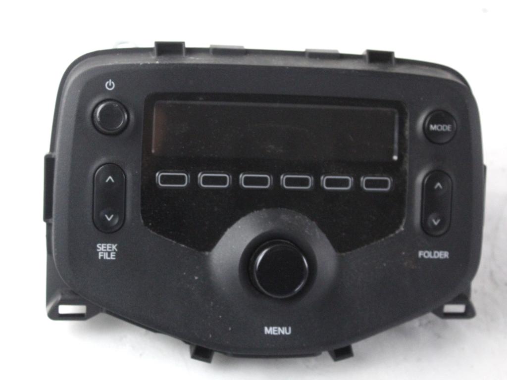 86120-0H040 AUTORADIO CITROEN C1 1.0 B 51KW 5M 5P (2015) RICAMBIO USATO ( NON FORNIAMO CODICE AUTORADIO , SOLO NUMERO TELAIO VEICOLO )