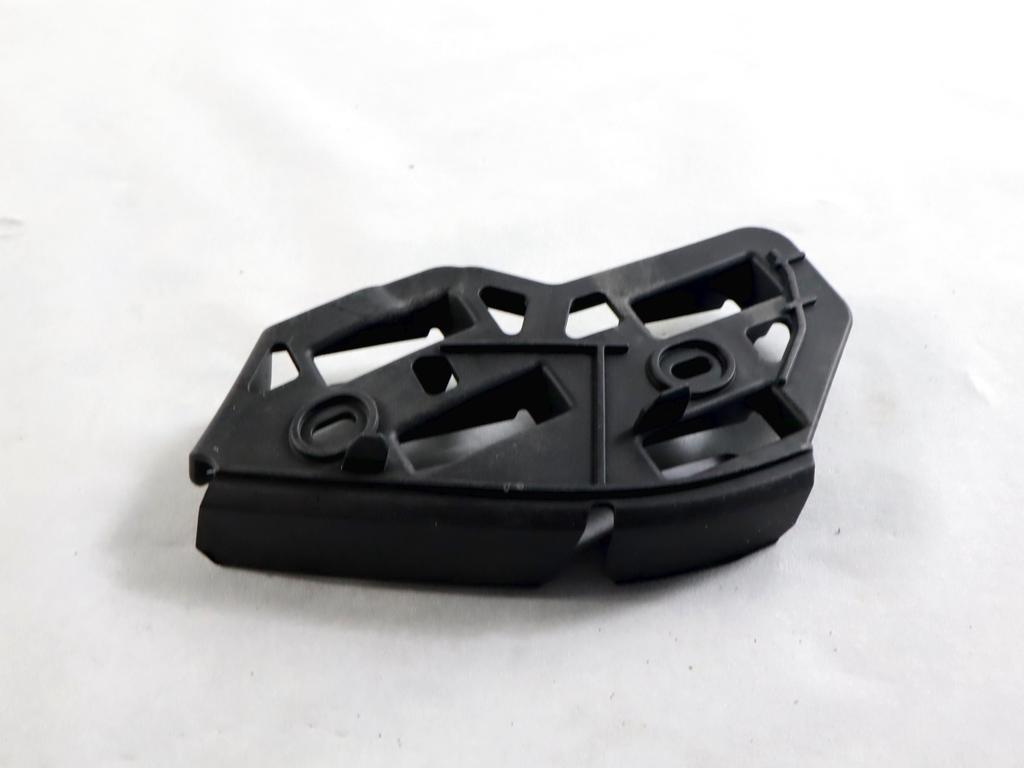 6Q0807184A SUPPORTO PARAURTI ANTERIORE LATO DESTRO VOLKSWAGEN POLO 1.4 B 55KW 5M 5P (2005) RICAMBIO USATO 