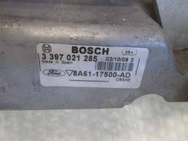 MOTORCEK PREDNJIH BRISALCEV OEM N. 1698869 ORIGINAL REZERVNI DEL FORD FIESTA CB1 CNN MK6 (09/2008 - 11/2012) BENZINA/GPL LETNIK 2010