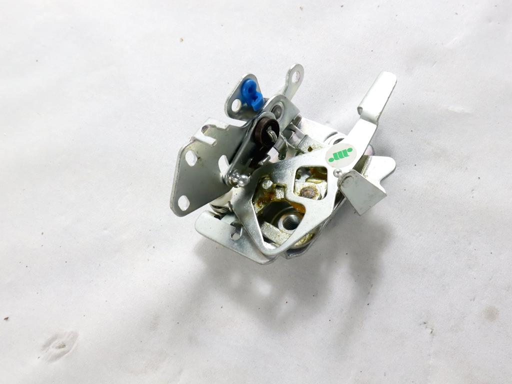 93924714 CHIUSURA SERRATURA MANUALE PORTA ANTERIORE SINISTRA IVECO DAILY 2.5 D RICAMBIO NUOVO