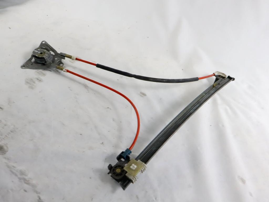 9222G9 MECCANSIMO ALZA-VETRO ALZA-CRISTALLO PORTA ANTERIORE DESTRA PEUGEOT 106 1.0 B 37KW 5M 5P (1997) RICAMBIO USATO