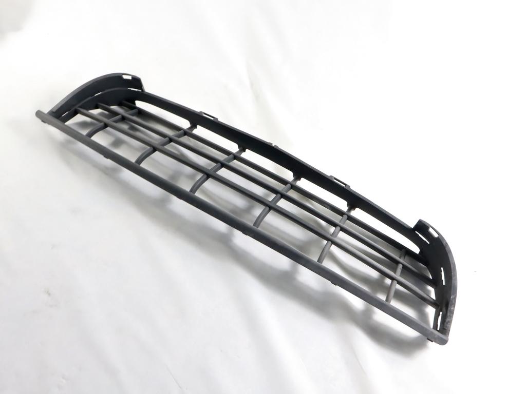 2E0807835A GRIGLIA MASCHERINA RIVESTIMENTO PARAURTI ANTERIORE VOLKSWAGEN CRAFTER 2.5 TDI 100 KW RICAMBIO NUOVO