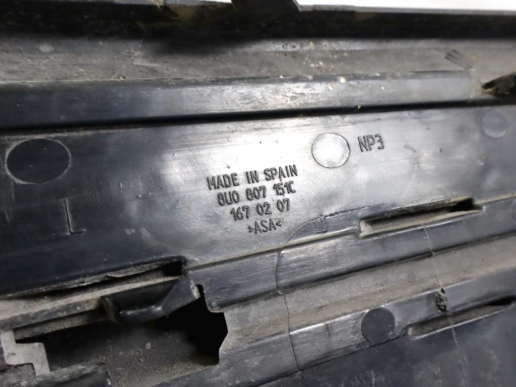 8U0807151C MASCHERINA RIVESTIMENTO PARAURTI ANTERIORE LATO SINISTRO S-LINE AUDI Q3 2.0 TDI 88 KW (2019) RICAMBIO USATO