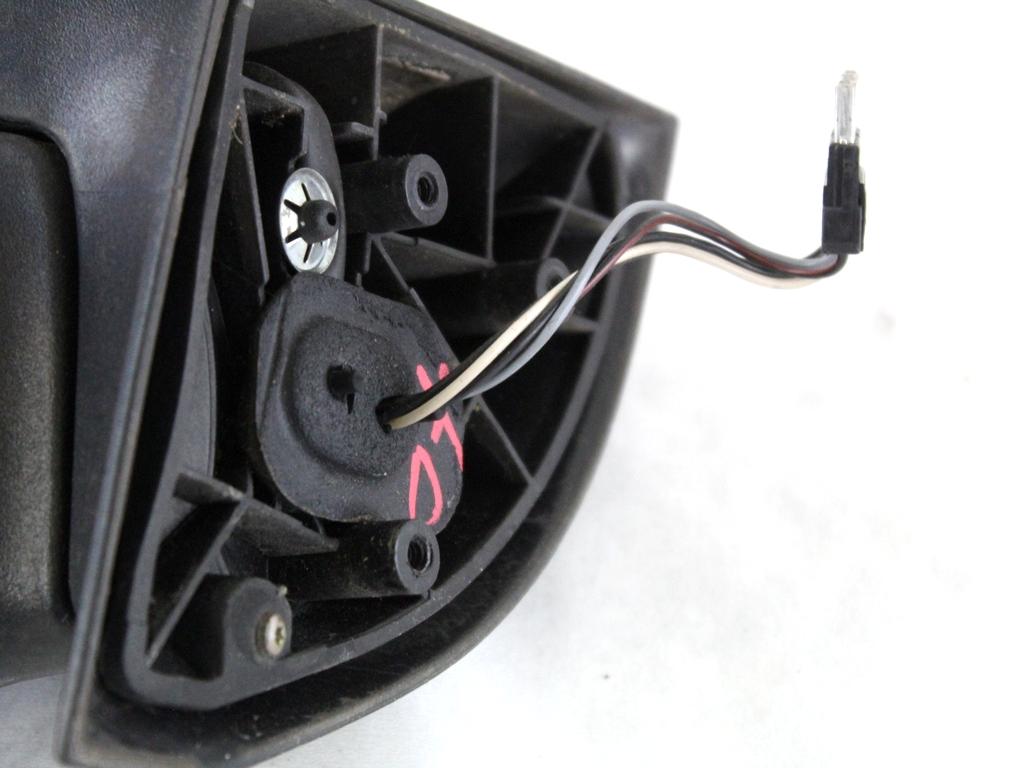 A1688100276 SPECCHIETTO RETROVISORE ESTERNO DESTRO CONNETTORE 5 PIN MERCEDES CLASSE A 170 W168 1.7 D 66KW 5M 5P (2000) RICAMBIO USATO