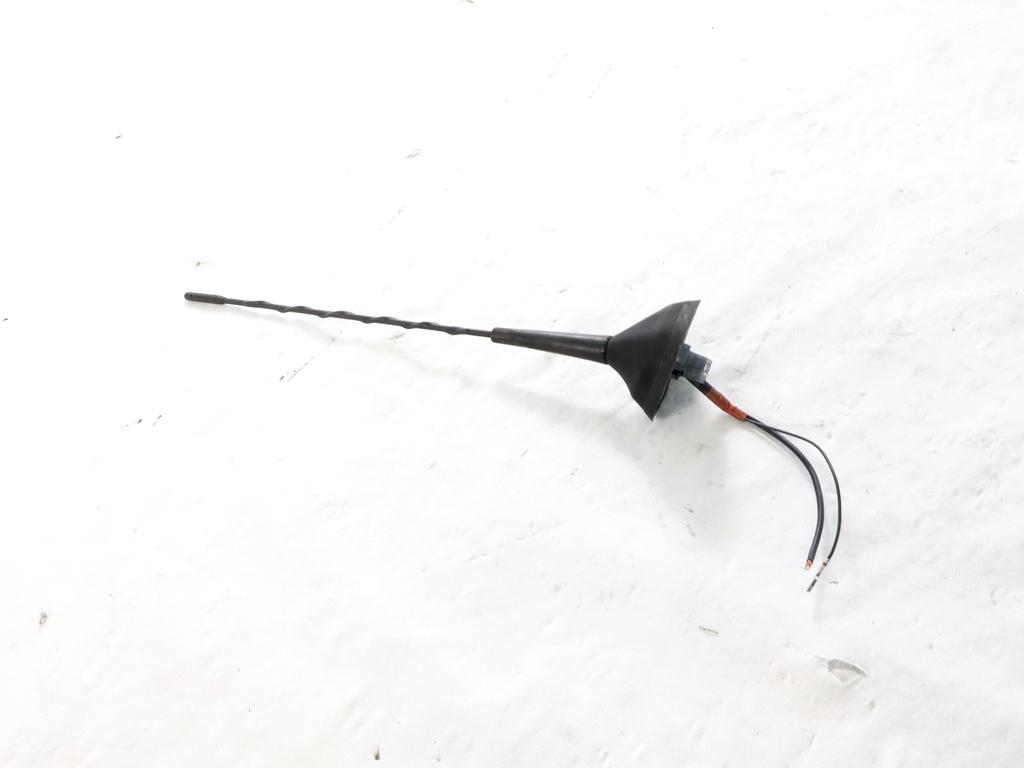 282203VU0A ANTENNA AUTORADIO NISSAN MICRA 1.0 B 52KW 5M 5P (2017) RICAMBIO USATO 