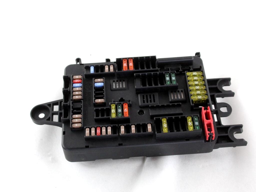 61149261111 CENTRALINA FUSIBILIERA SCATOLA FUSIBILI RELÈ BMW SERIE 1 116D F20 2.0 D 85KW 6M 5P (2012) RICAMBIO USATO 