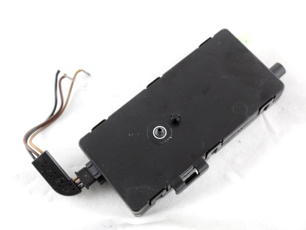9226881 CENTRALINA AMPLIFICATORE ANTENNA BMW SERIE 1 116D F20 2.0 D 85KW 6M 5P (2012) RICAMBIO USATO