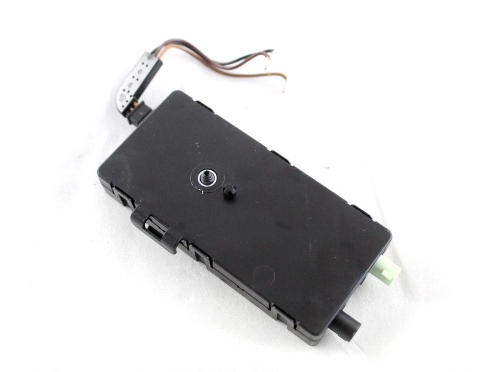 9226881 CENTRALINA AMPLIFICATORE ANTENNA BMW SERIE 1 116D F20 2.0 D 85KW 6M 5P (2012) RICAMBIO USATO