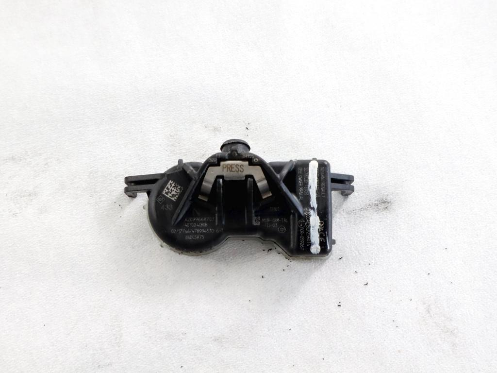 407004CB0B SENSORE DI PRESSIONE DEL PNEUMATICO NISSAN MICRA 1.0 B 52KW 5M 5P (2017) RICAMBIO USATO 