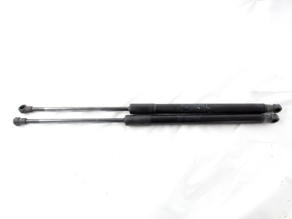 51247239871 COPPIA PISTONCINI ASTE AMMORTIZZANTI PORTELLONE COFANO POSTERIORE BAULE BMW SERIE 1 116D F20 2.0 D 85KW 6M 5P (2012) RICAMBIO USATO