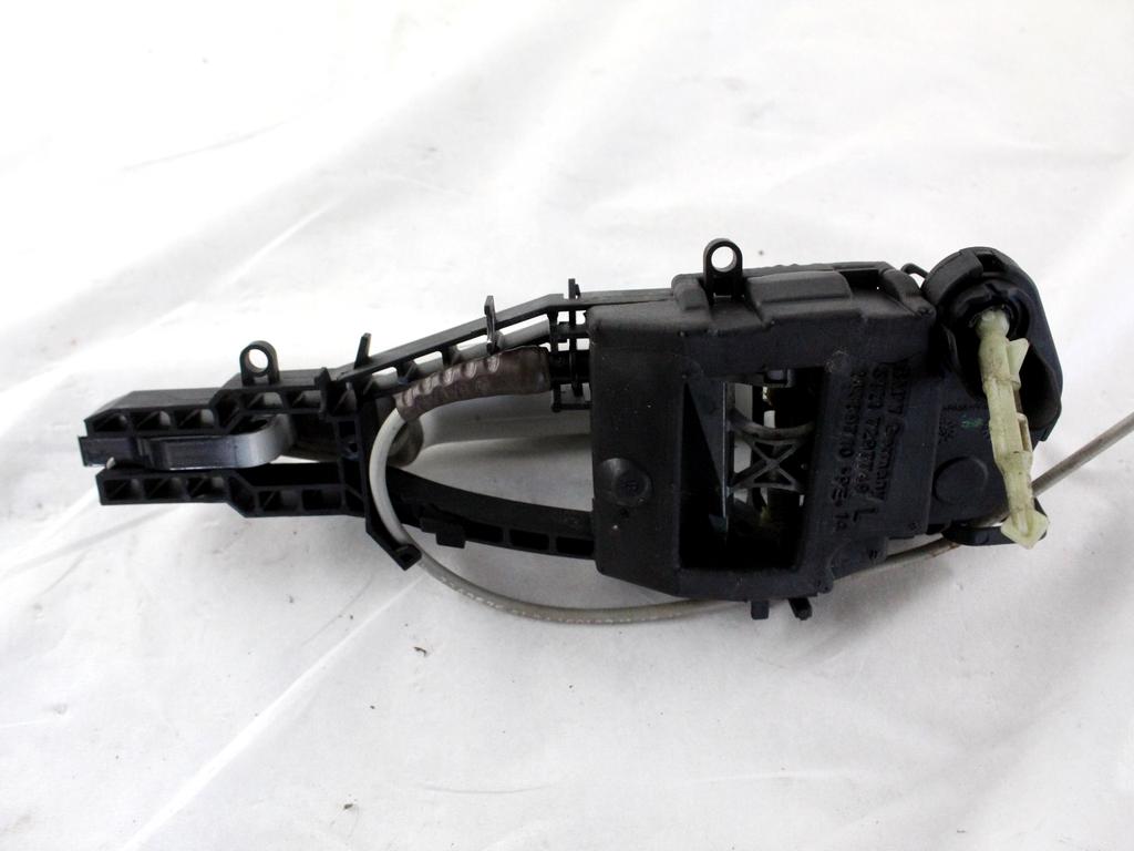 51217207561 MANIGLIA ESTERNA PORTA ANTERIORE SINISTRA BMW SERIE 1 116D F20 2.0 D 85KW 6M 5P (2012) RICAMBIO USATO