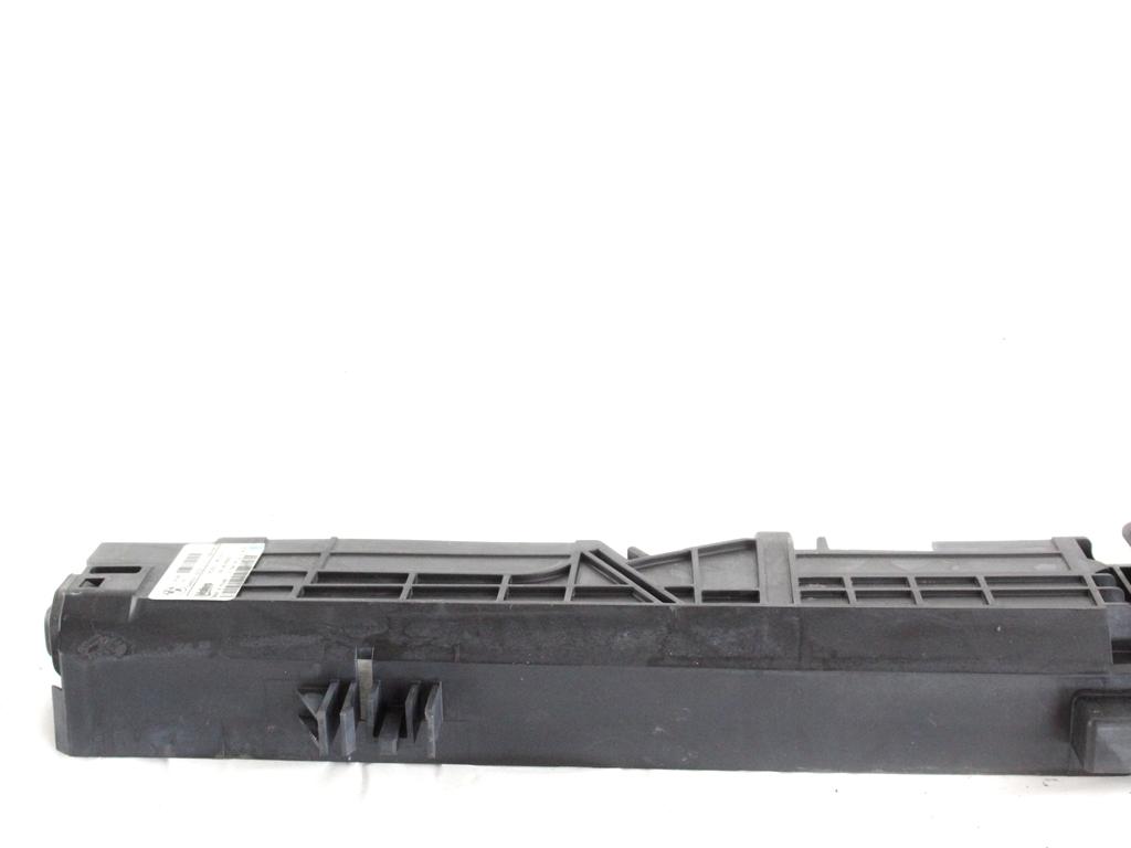 17117600536 SUPPORTO RADIATORE LATO SINISTRO BMW SERIE 1 116D F20 2.0 D 85KW 6M 5P (2012) RICAMBIO USATO